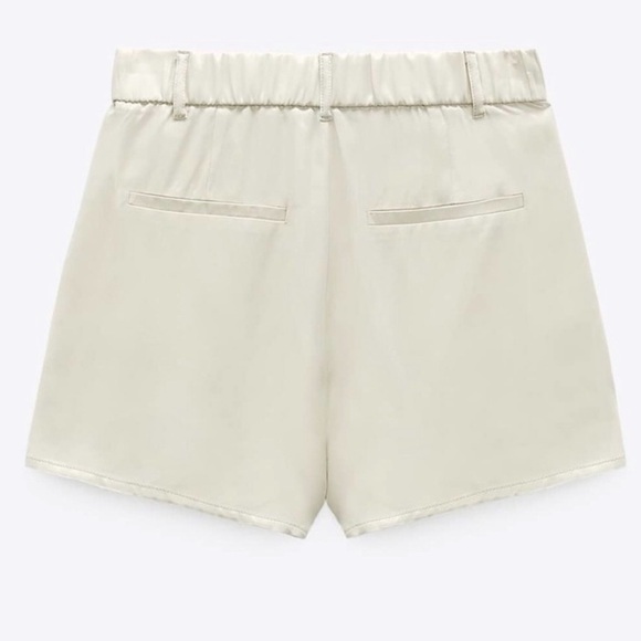 ZARA satin effect pleated shorts - Picture 3 of 7